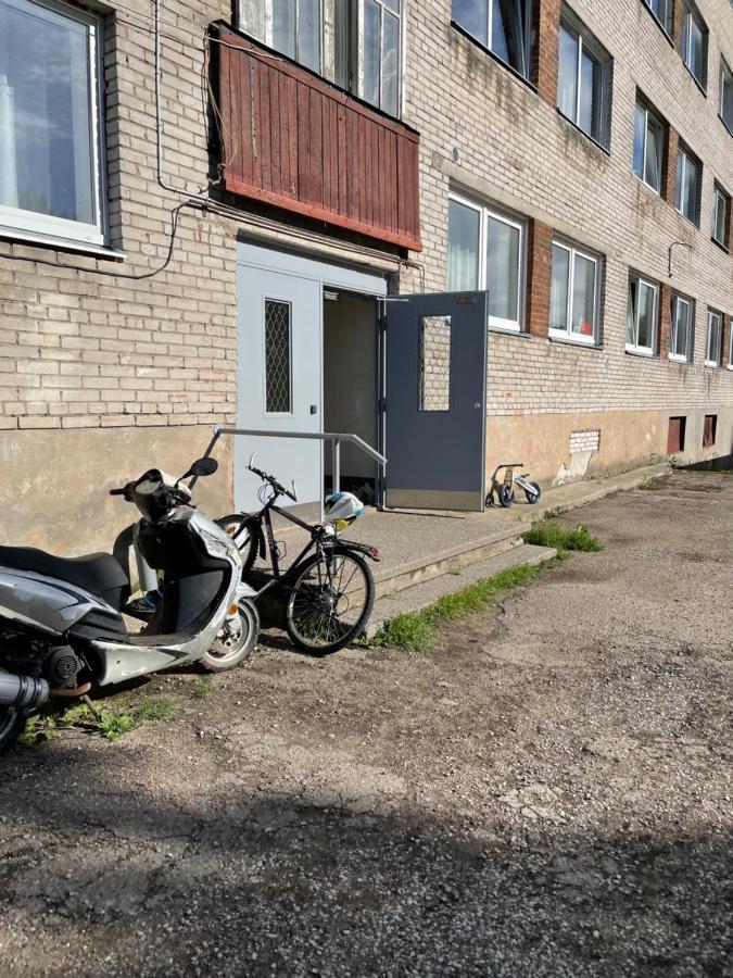 Nice Apartment In Maardu Kültér fotó